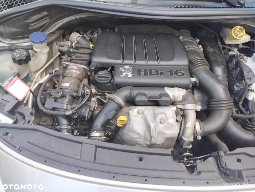 Peugeot 207 - 9