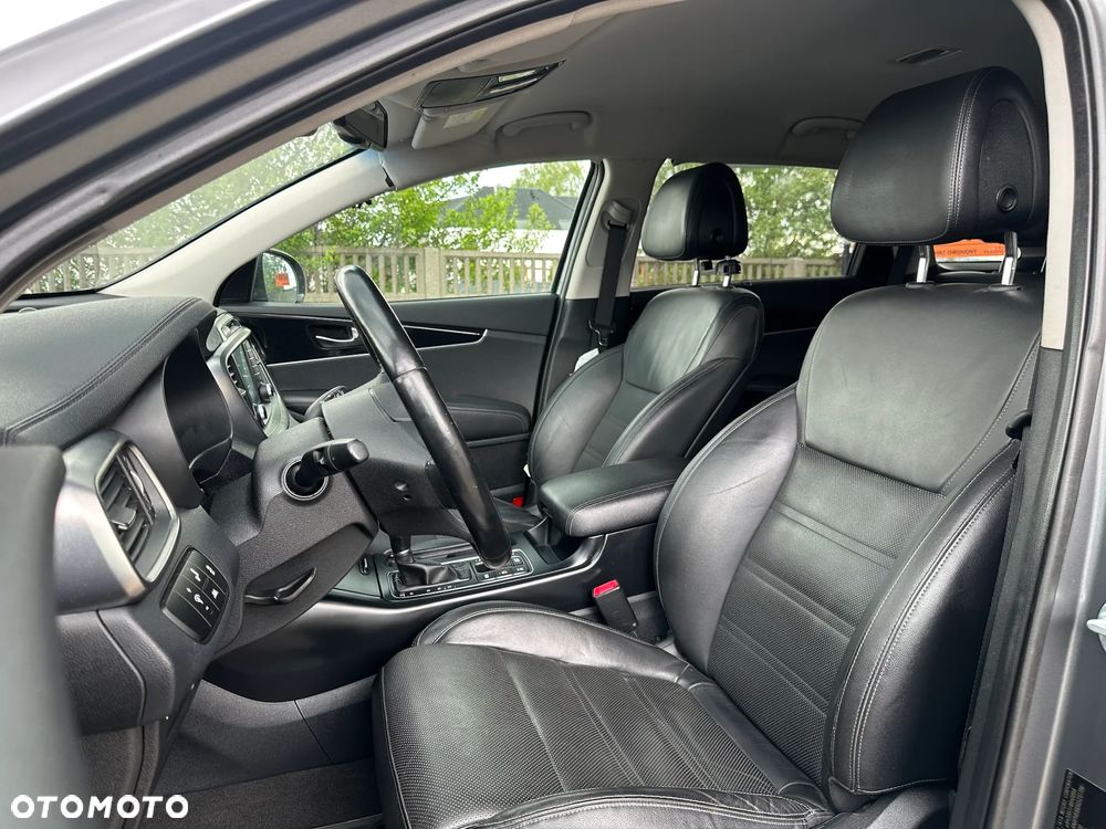 Kia Sorento - 7