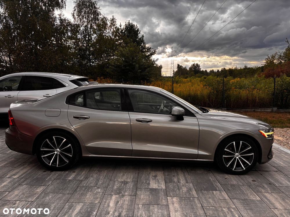 Volvo S60 T6 AWD Momentum Pro - 9