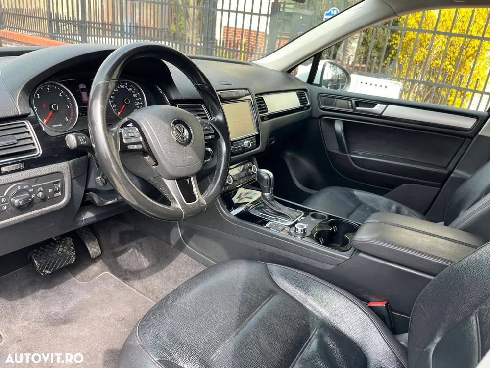 Volkswagen Touareg 3.0 V6 TDI BMT - 8