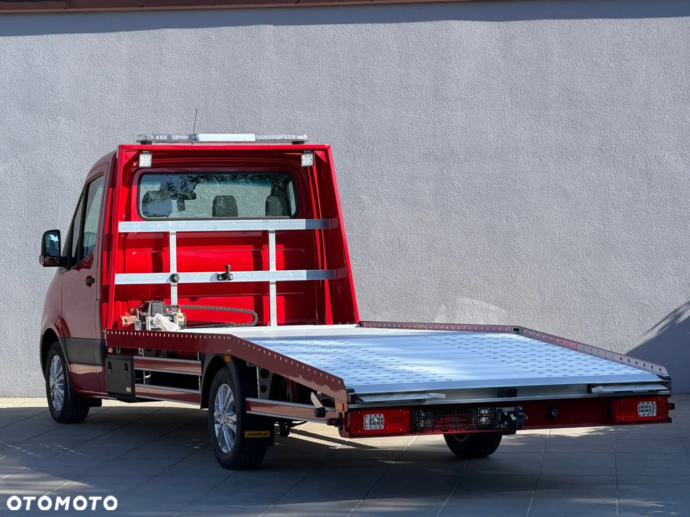 Mercedes-Benz Sprinter - 4