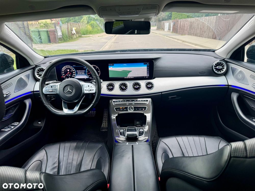 Mercedes-Benz CLS - 9