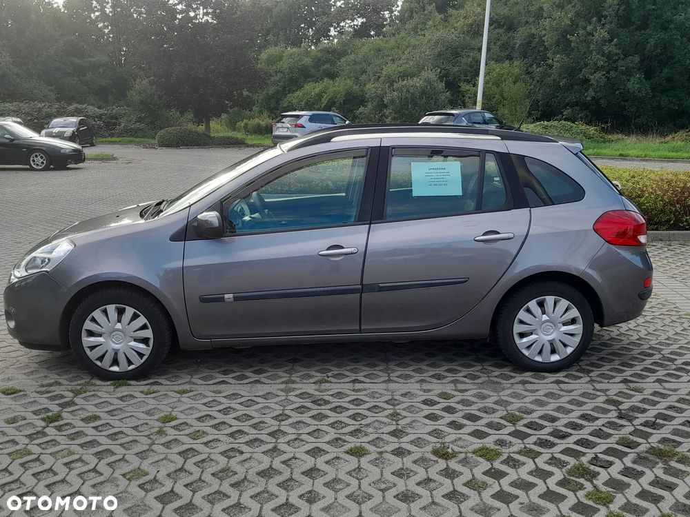 Renault Clio 1.2 16V Alize - 2
