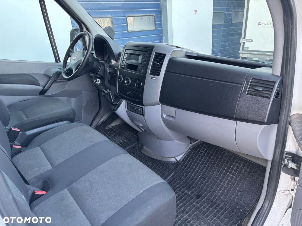 Volkswagen Crafter - 9