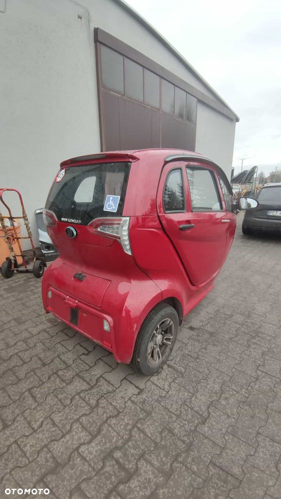 Skuter Econelo Z1 2020 R 3000 W 72 V / 58 Ah - 4