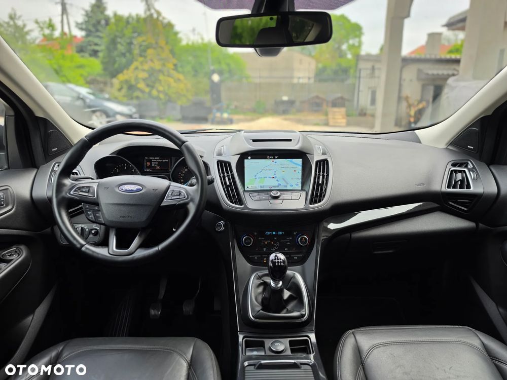Ford Kuga - 33