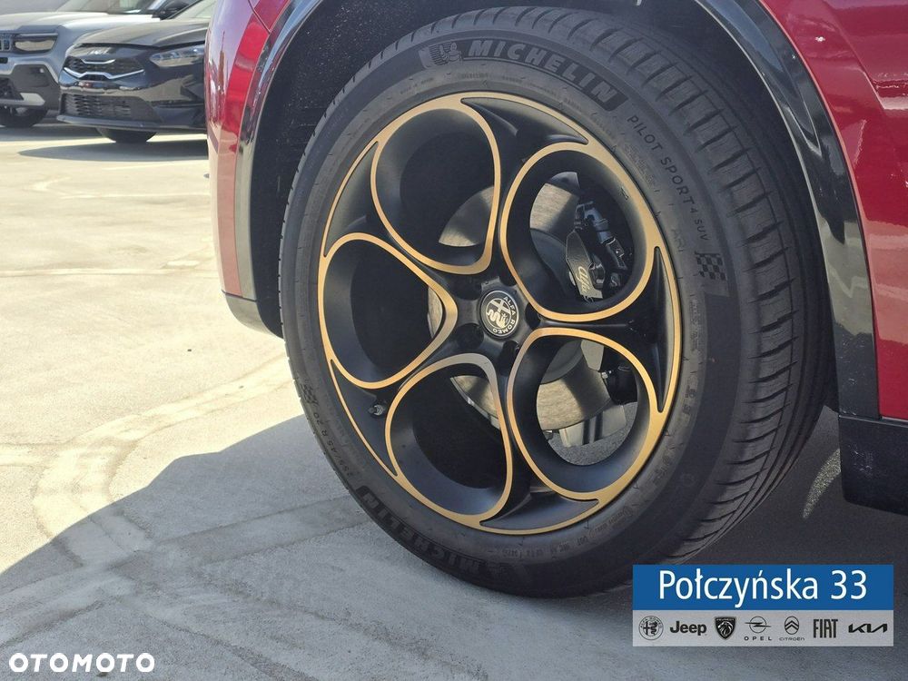 Alfa Romeo Stelvio - 25