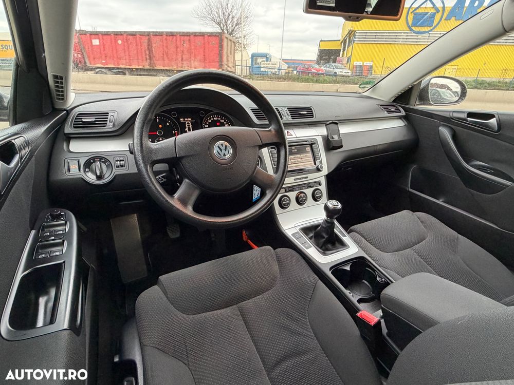 Volkswagen Passat Variant 2.0 TDI DPF Comfortline - 16