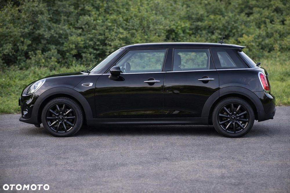 MINI Cooper Standard - 4