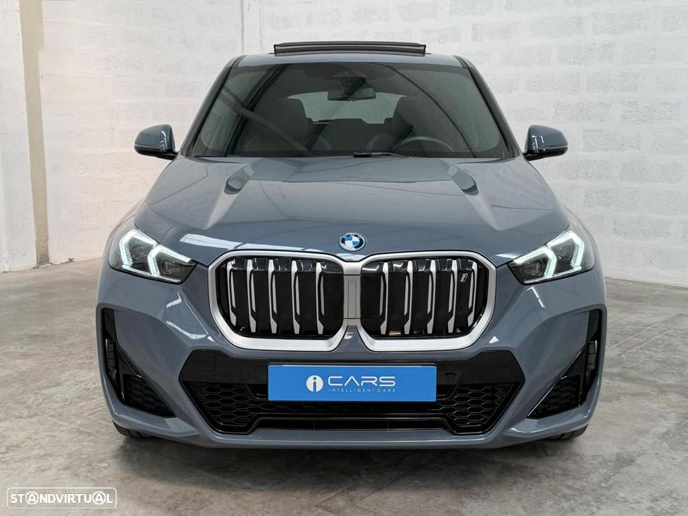 BMW iX1 xDrive30 - 9