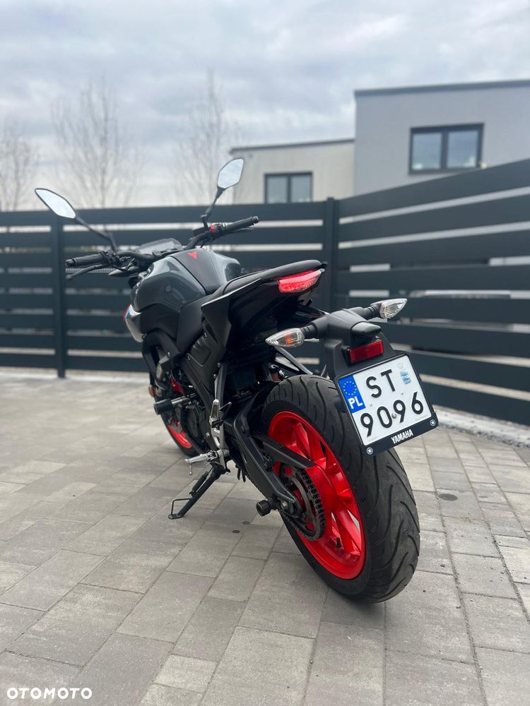 Yamaha MT - 4