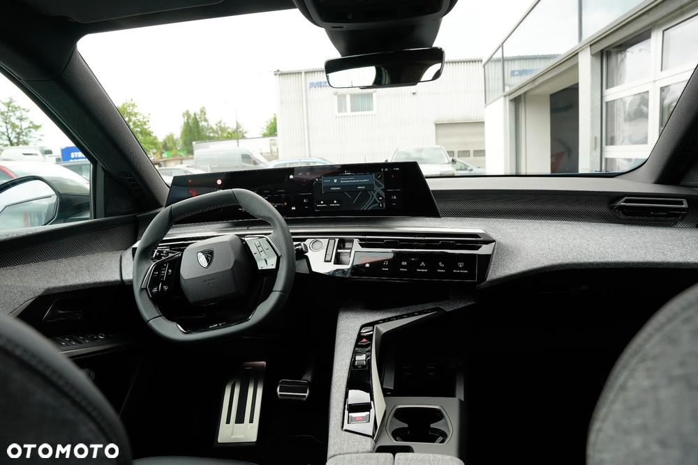 Peugeot 5008 Hybrid 145 e-DSC6 GT - 12