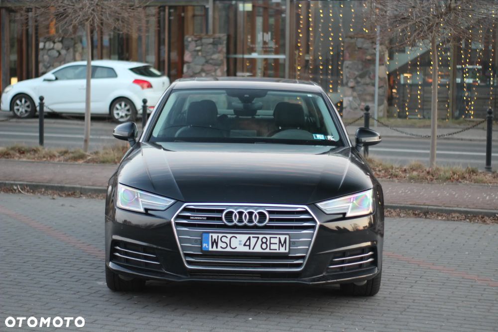 Audi A4 Limousine - 4