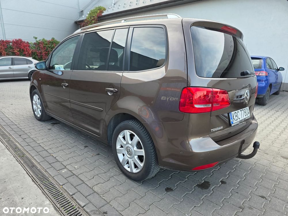 Volkswagen Touran - 7