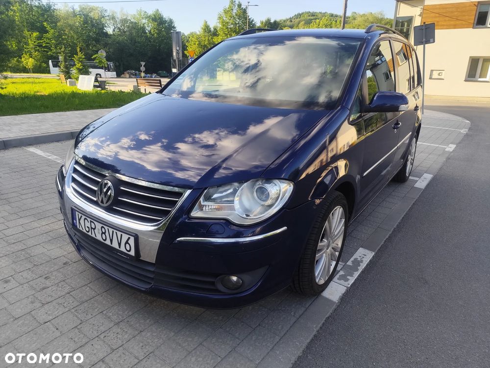 Volkswagen Touran 2.0 TDI DPF Highline DSG - 11