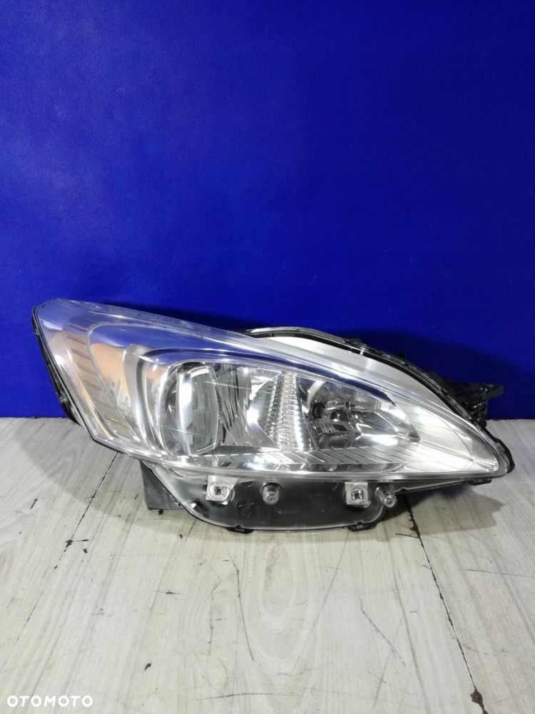 Peugeot 508 I lampa reflektor prawa przód Anglik - 1