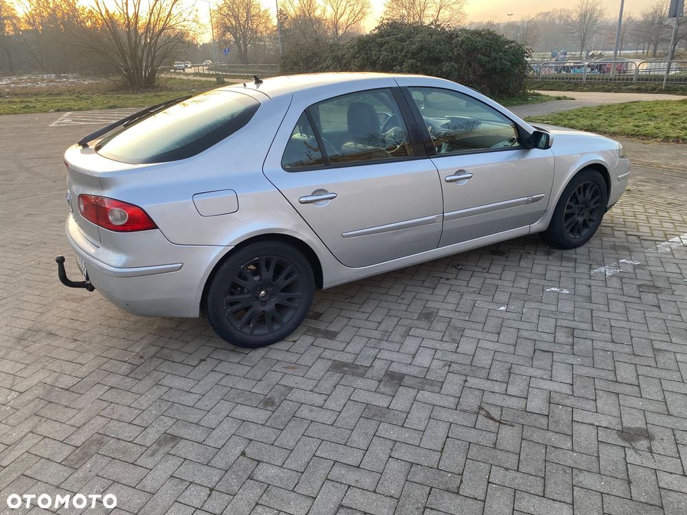 Renault Laguna 1.9 dCi Luxe Privilege - 9
