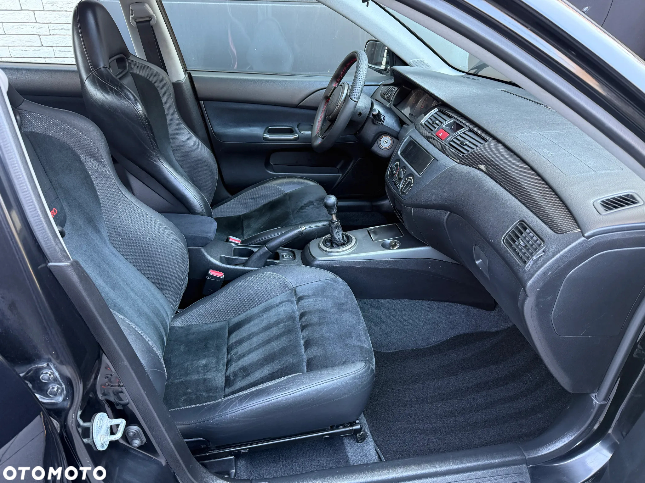 Mitsubishi Lancer Evolution - 29