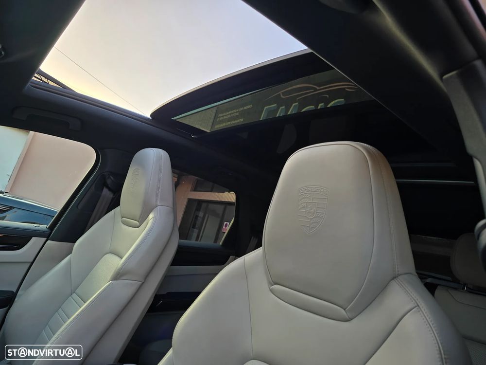 Porsche Cayenne E-Hybrid - 17