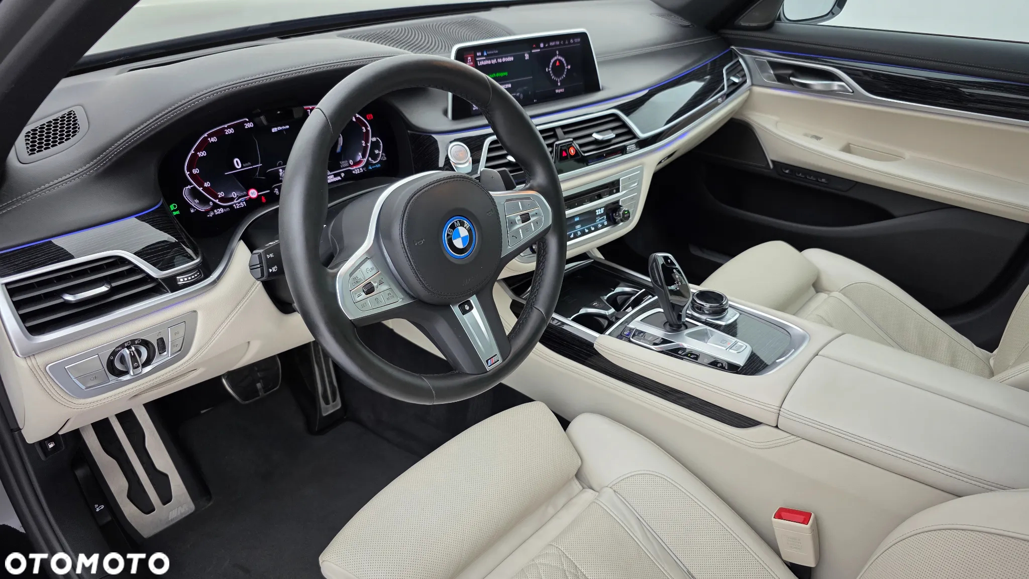 BMW Seria 7 - 18