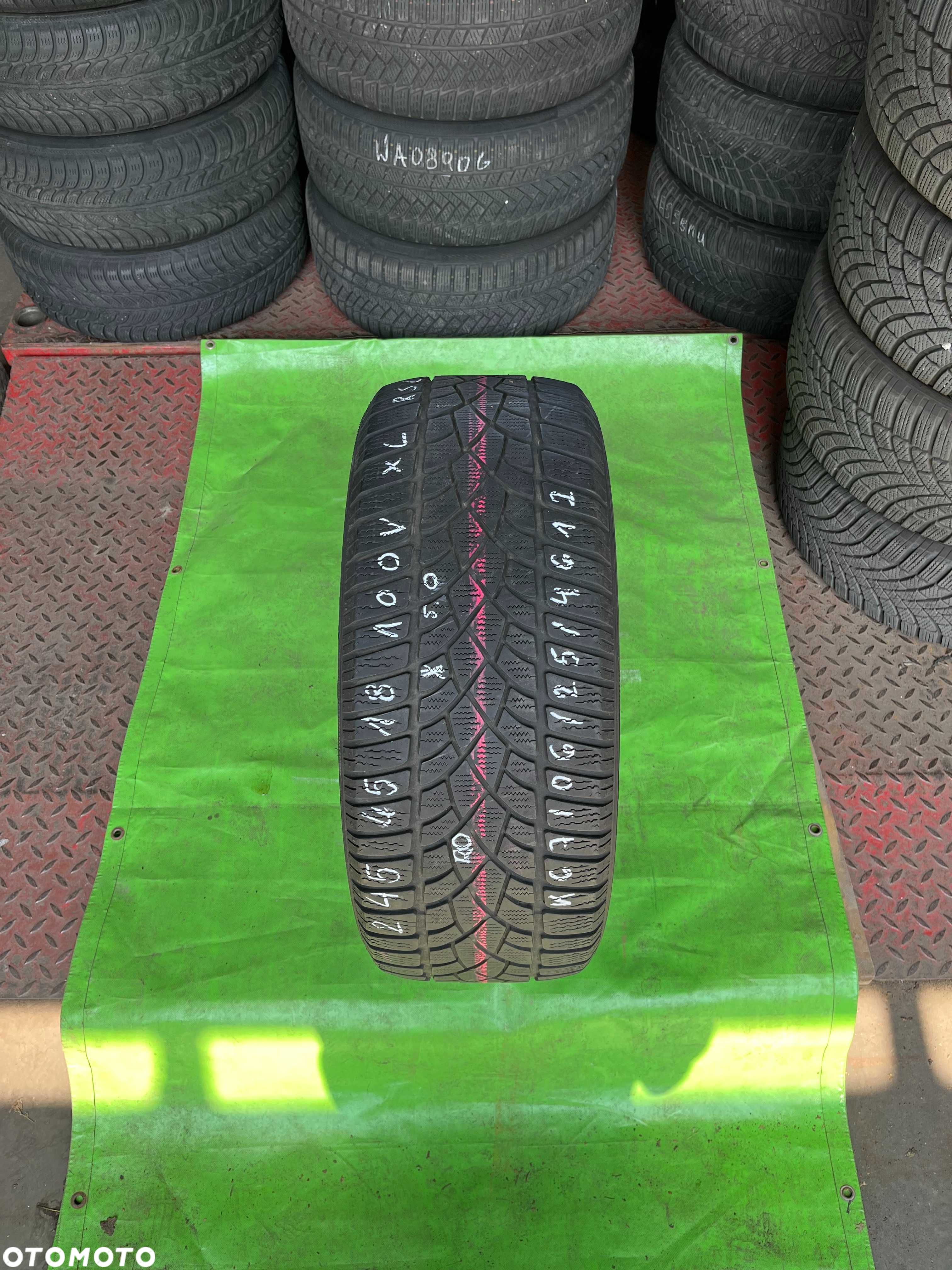 opona 245/45R18 100 V XL *- BMW Dunlop SP Winter Sport 3D - 1