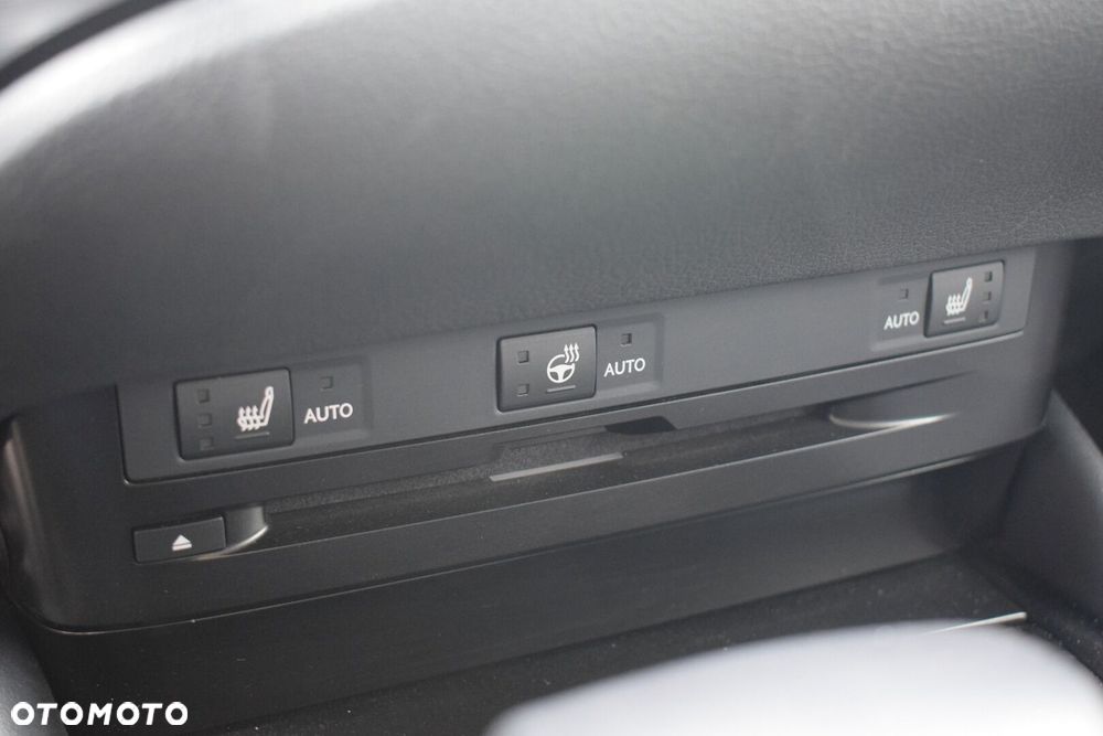 Lexus ES - 24