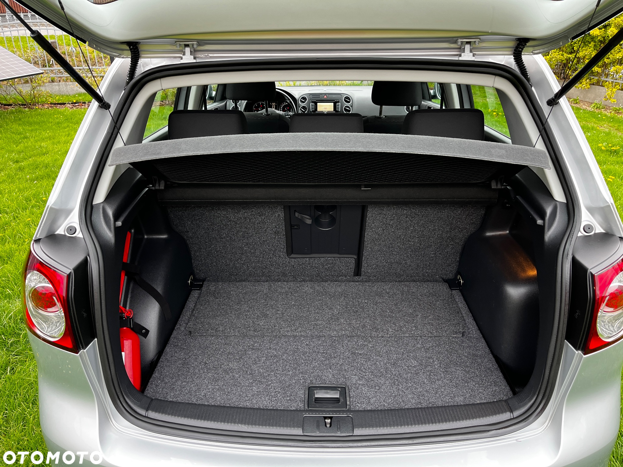 Volkswagen Golf Plus 1.6 TDI BlueMot Comfortline - 16