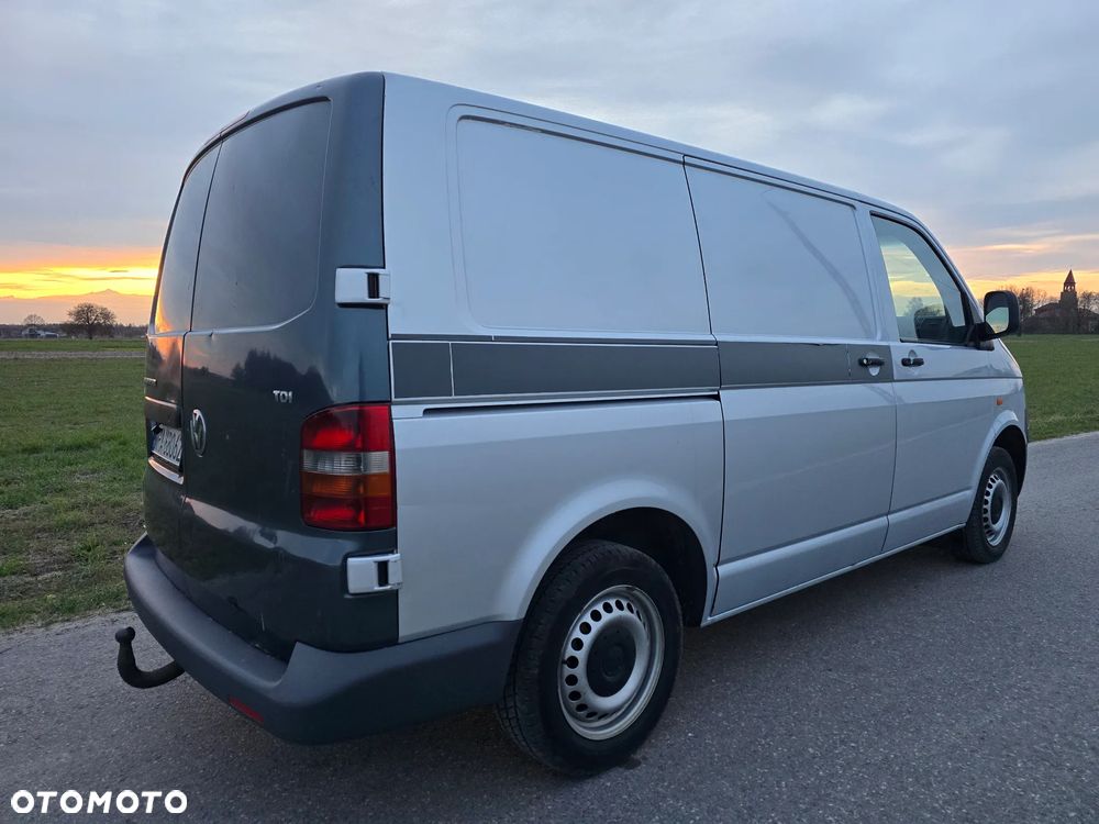 Volkswagen Transporter - 7