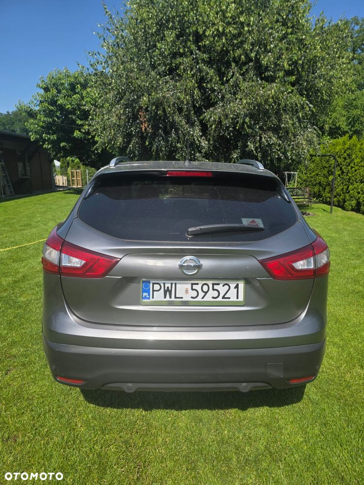 Nissan Qashqai 1.5 dCi DPF 360 - 6