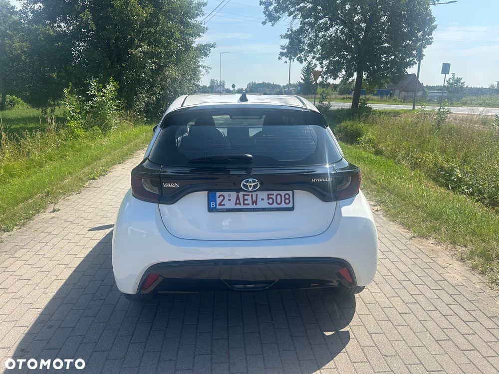 Toyota Yaris 116 1.5 VVT-i Club - 18