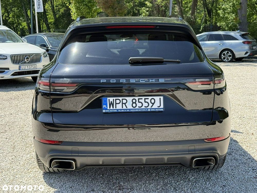 Porsche Cayenne - 5