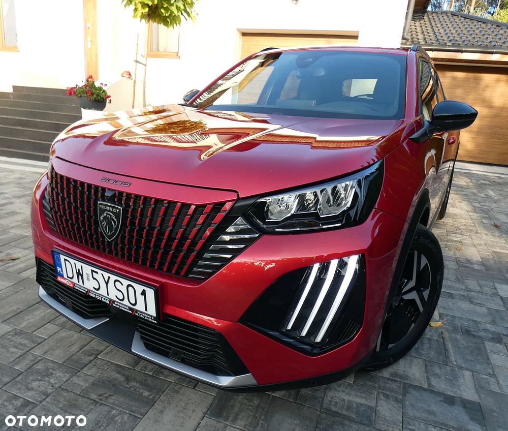 Peugeot 2008 1.2 PureTech Allure S&S EAT8 - 37