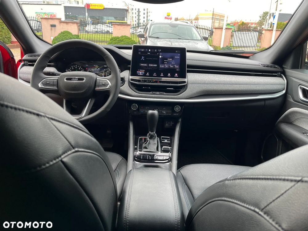 Jeep Compass - 18
