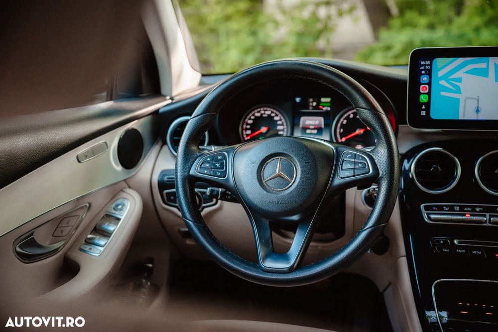 Mercedes-Benz GLC - 38