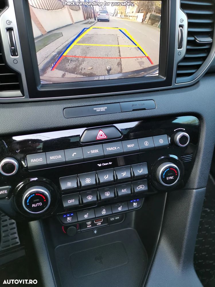 Kia Sportage 1.6 T-GDI 7DCT 4x4 GT Line - 11