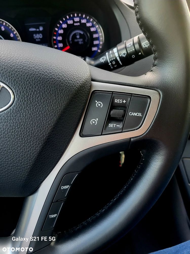 Hyundai i40 i40cw 1.6 Fifa World Cup Edition - 23