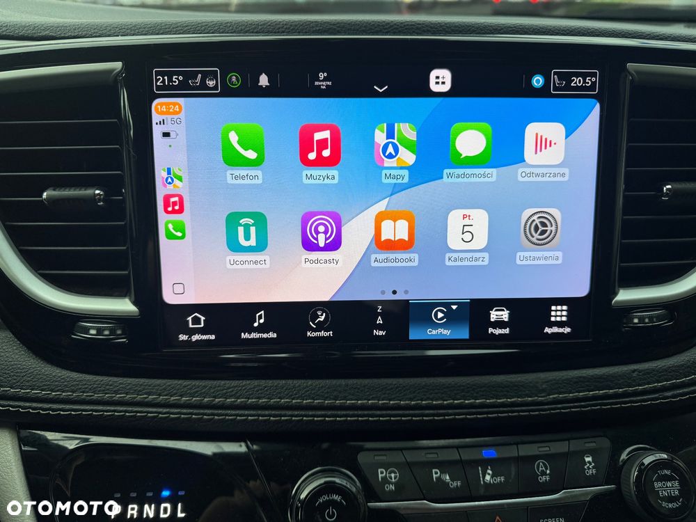 Chrysler Pacifica - 39