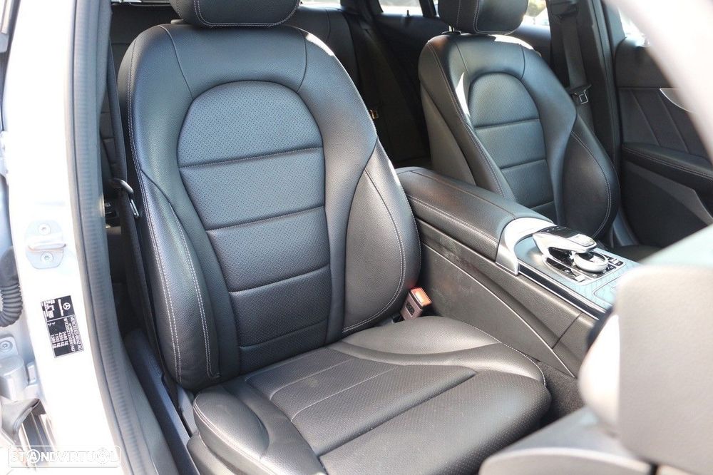 Mercedes-Benz C 300 de AMG Line - 23