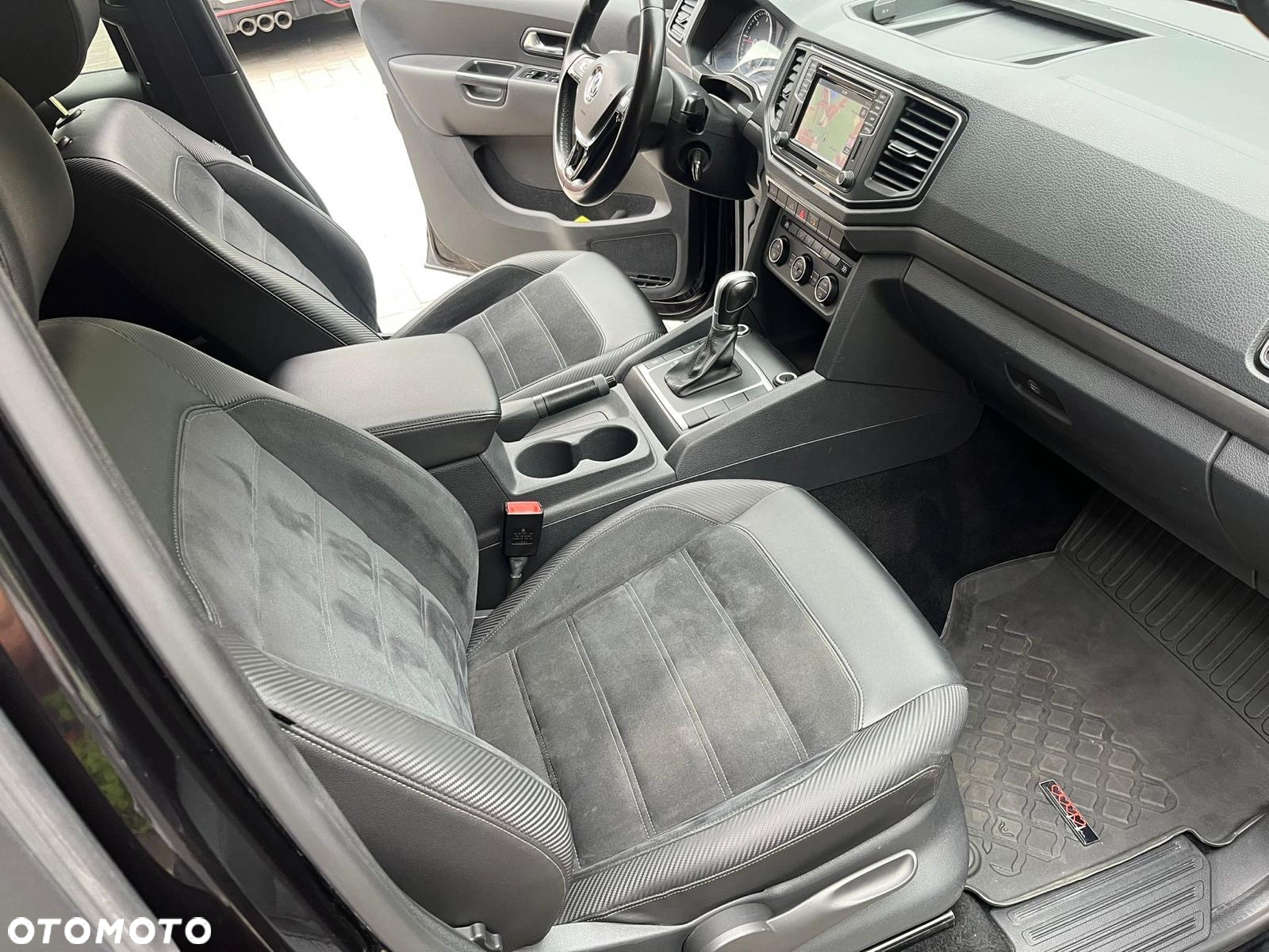 Volkswagen Amarok 3.0 V6 TDI 4Mot Highline - 18