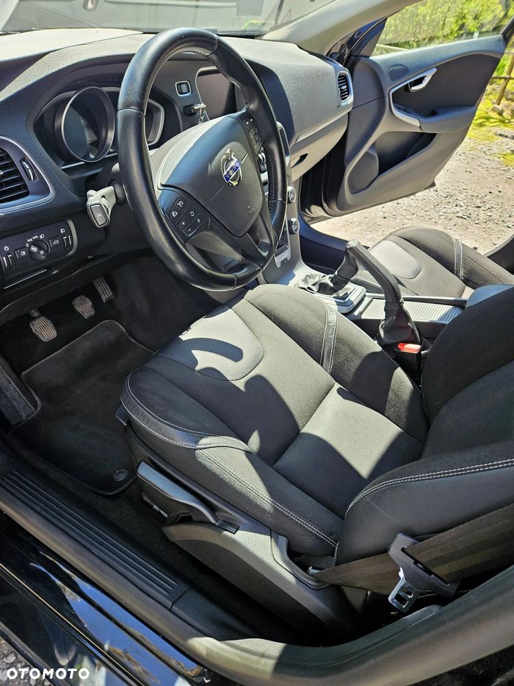 Volvo V40 - 11