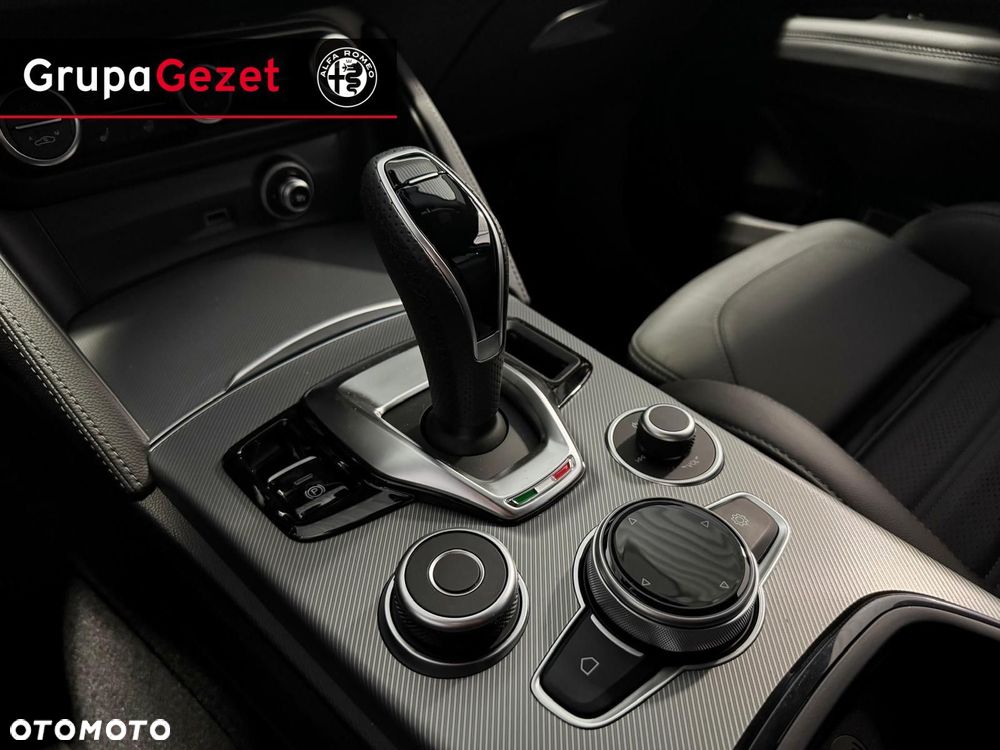 Alfa Romeo Stelvio 2.0 Turbo Veloce Q4 - 4