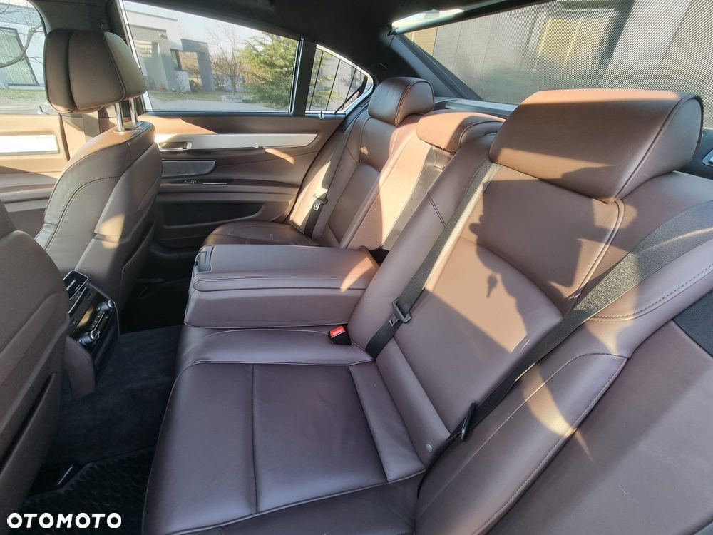 BMW Seria 7 750d xDrive - 8