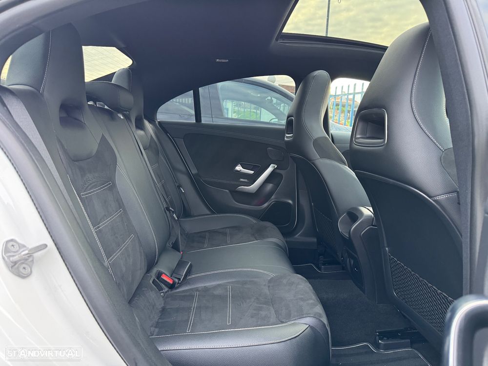 Mercedes-Benz CLA 250 e 8G-DCT Edition AMG Line - 29
