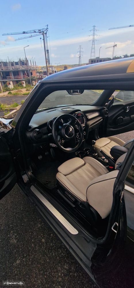 MINI 3 Portas Cooper D - 5