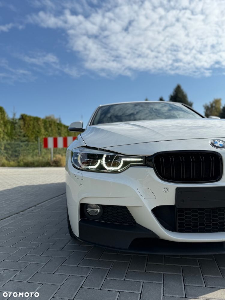 BMW Seria 3 330i xDrive M Sport - 4