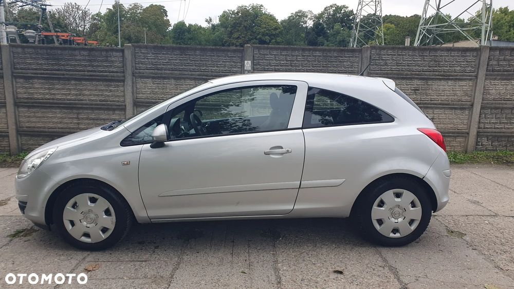 Opel Corsa 1.0 12V Essentia - 2