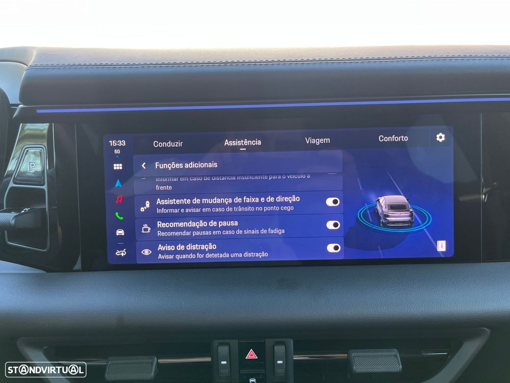 Porsche Macan Electric 4 - 42