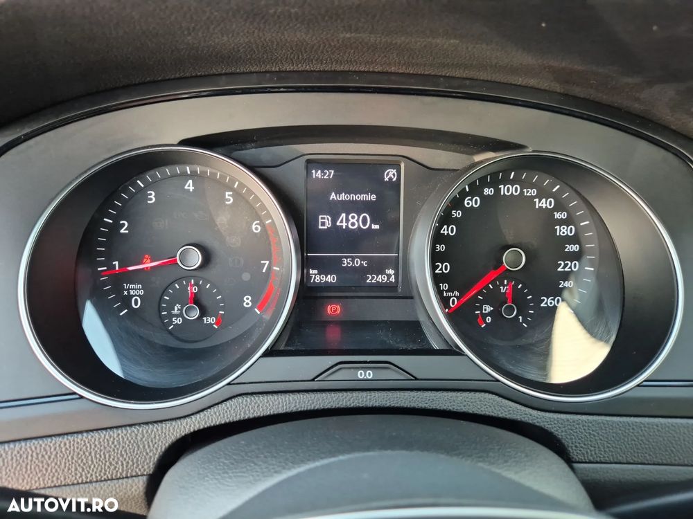 Volkswagen Passat 1.5 TSI ACT Advance - 14