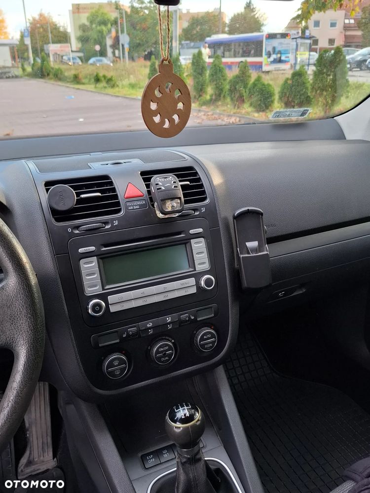 Volkswagen Golf - 9