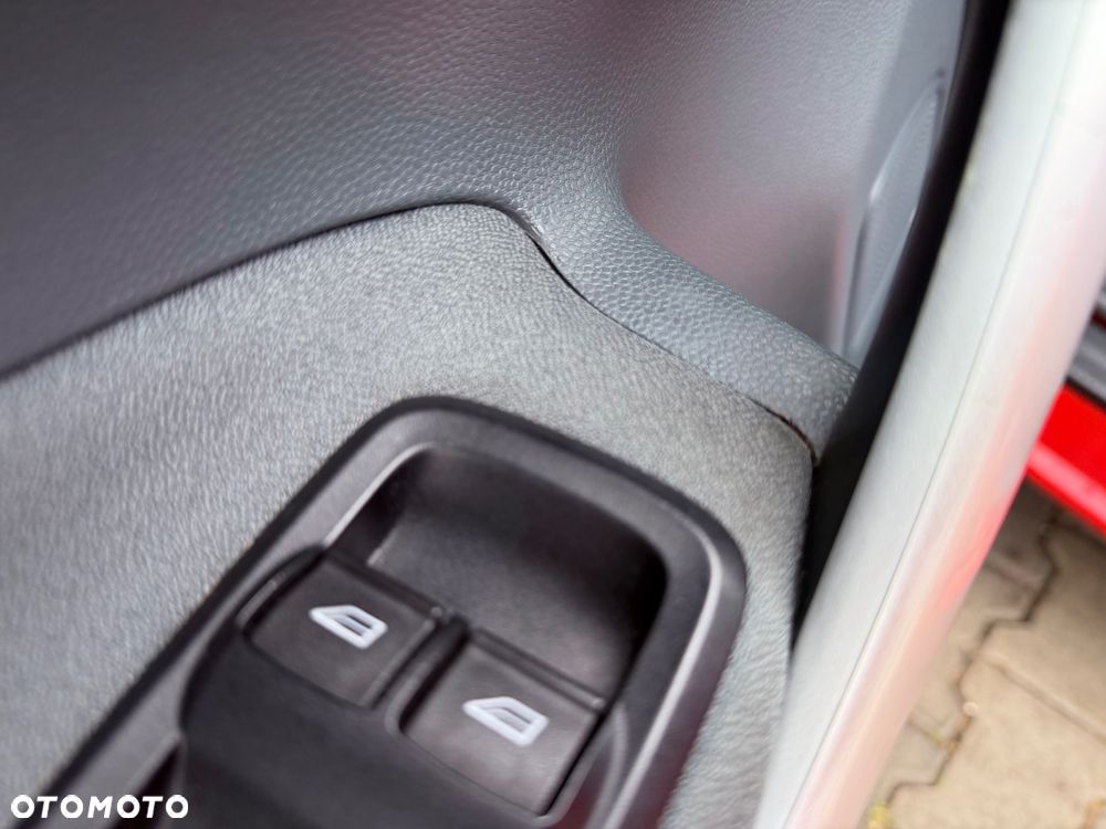 Ford Fiesta 1.6 TDCi DPF Sport - 13